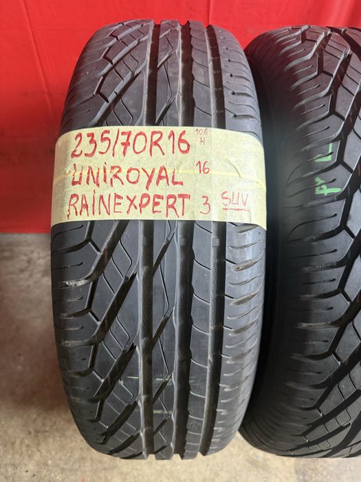 Pneus 235/70/16 Uniroyal Impecaveis