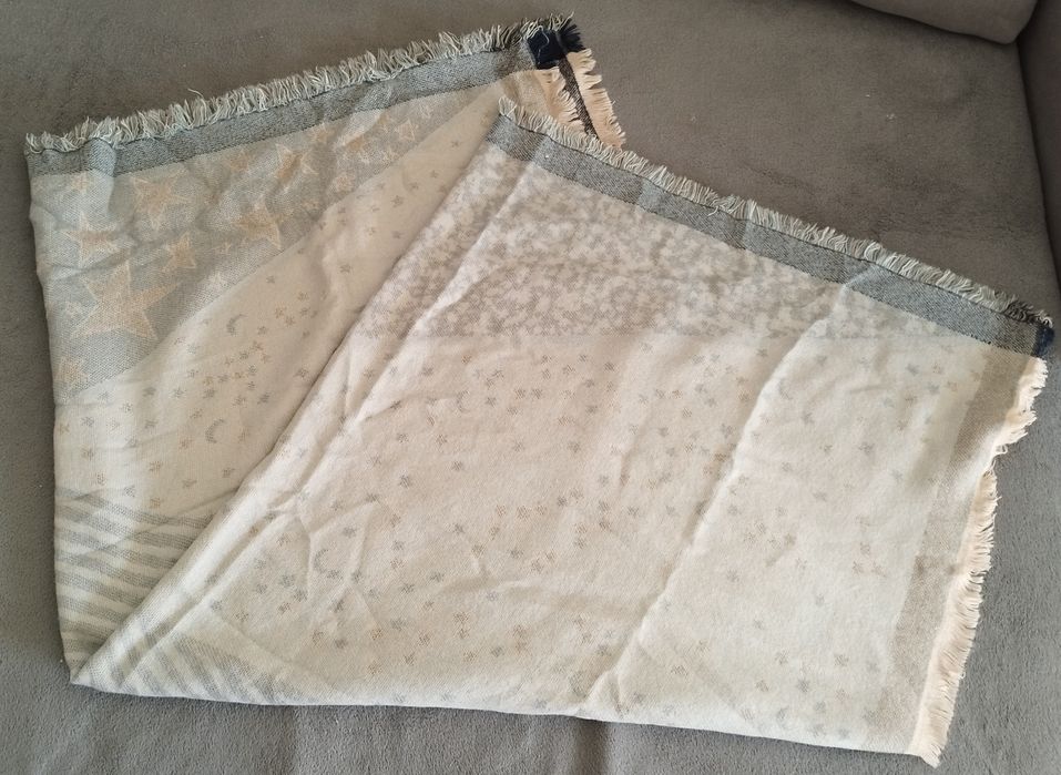 Szalik damski, wielki.