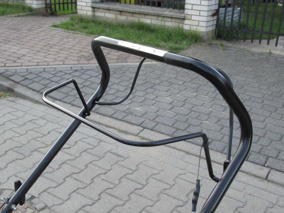 Kosiarka spalinowa Honda z napędem