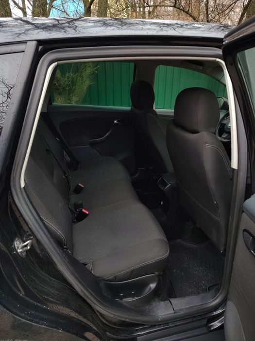 СЕАТ 1.6 продажам свої автівки