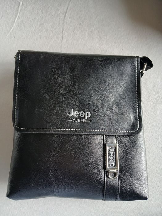 Mala preta unisexo jeep