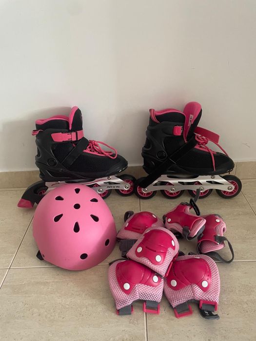 Semi-new Roller Skates Kit with Accessories