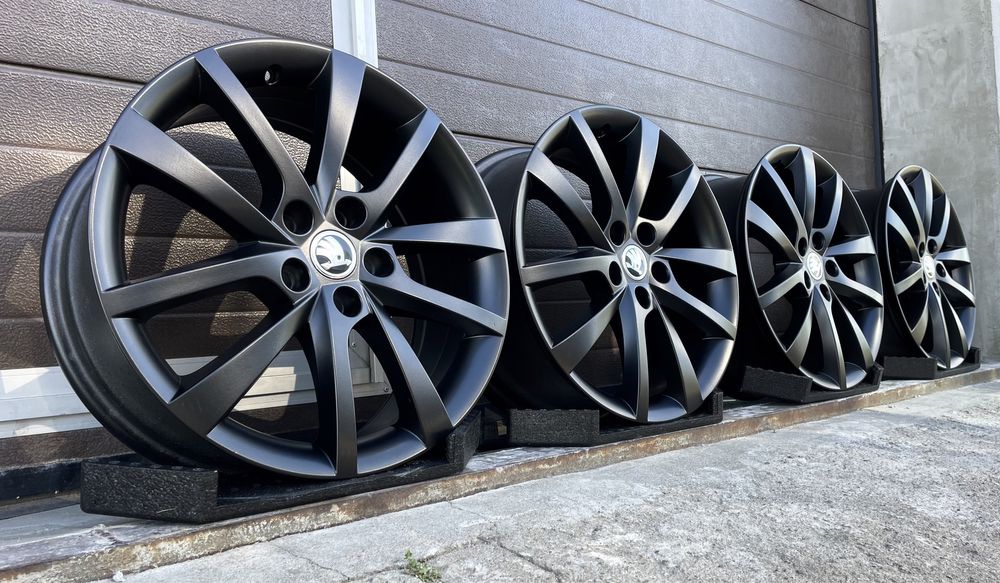 4x felgi aluminiowe 5x112 r18 et43 7J Alufelgi Czarne Oryginał Skoda