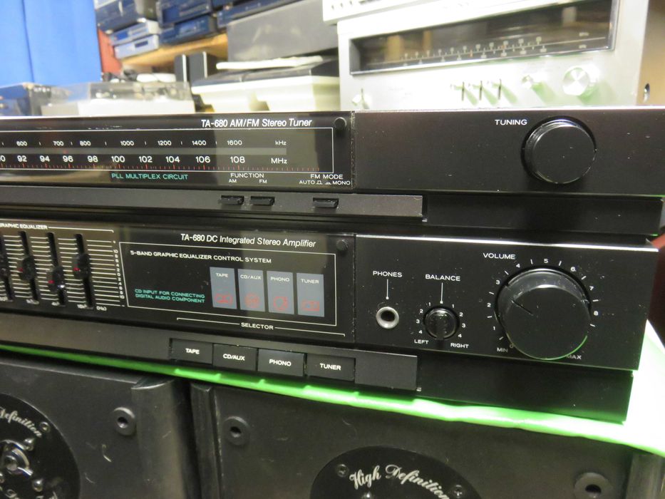 Amplituner Teac TA-680