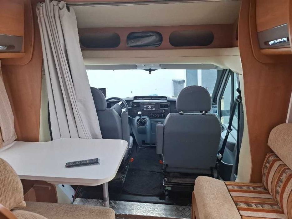 Autocaravana cama central