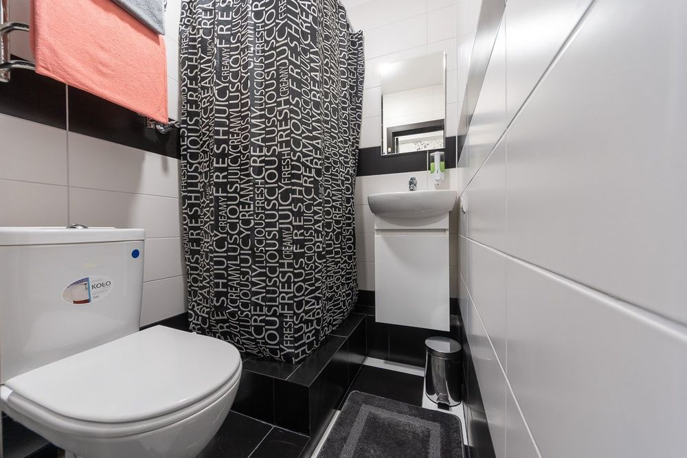 Смарт Квартира 2хв від метро Героїв Дніпра Оболонь