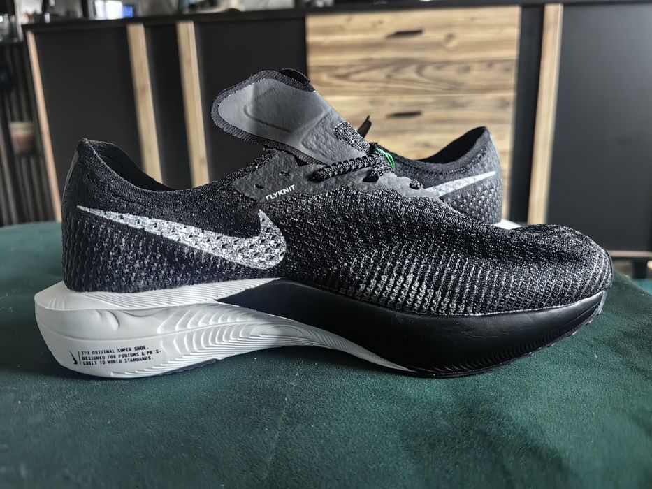 Buty meskie nike do biegania 42.5