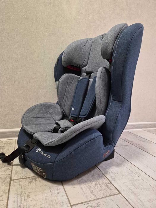 Автомобільне дитяче крісло Kinderkraft