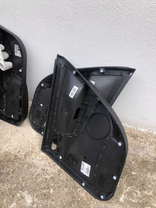 Conjunto De 4 Quartelas / Forra Peugeot 207 em bom estado