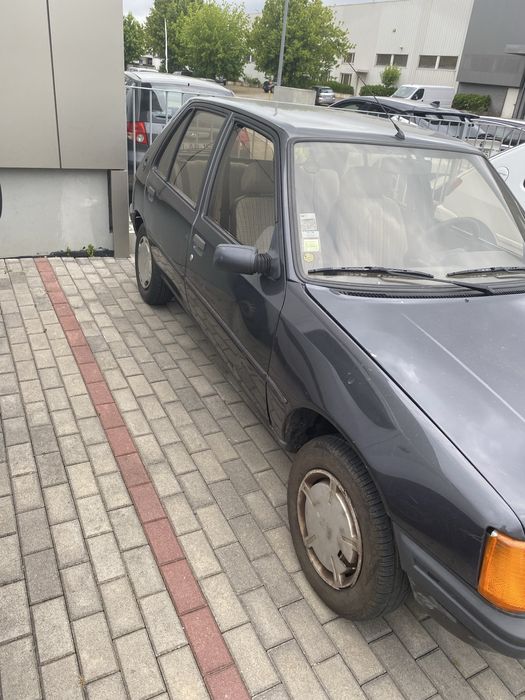 Peugeot 205.   1100 cc