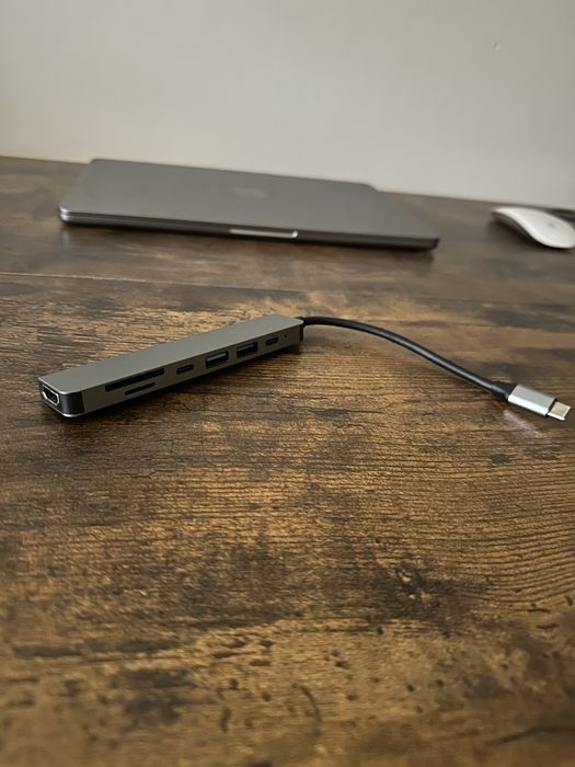 Przejściówka Hub USB-C 7w1 HDMI USB-A USB-C czytnik kart MacBook laptop jak nowy