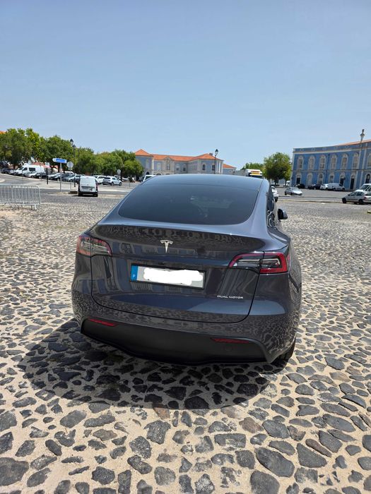 Tesla Model Y Long-range Dual Motor AWD 514 CV - 2022