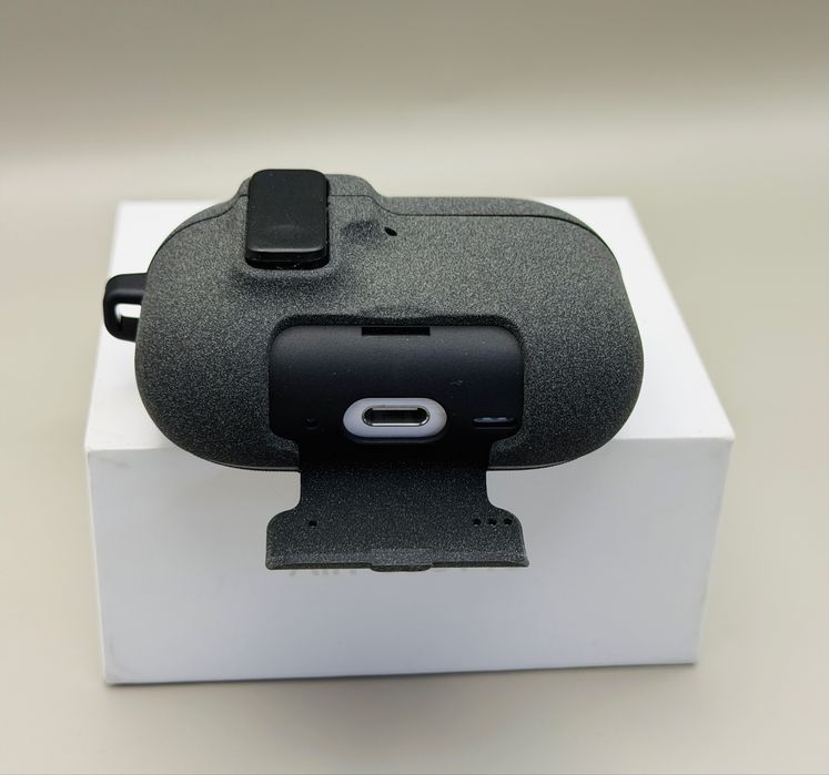 Чехол на AirPods Pro 3 Grey, AirPods Pro 2 Grey, AirPods 4 Green, противоударный, открывается автоматически кнопкой