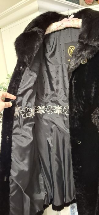 Натуральна тепла шубка