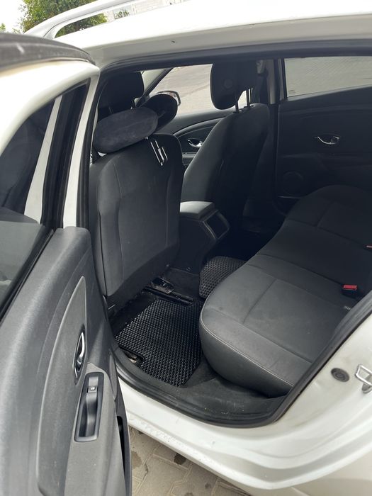 Продам Renault Megane III 2013 року.