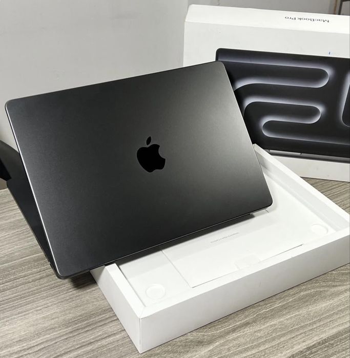 MacBook PRO 16” M4 PRO 24GB/512GB  (OPEN BOX / USED)