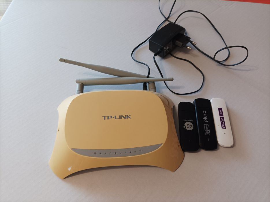 Ruter TP-Link plus modemy 3 szt.