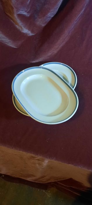 Ceramic Trays and Plates64751314761473121