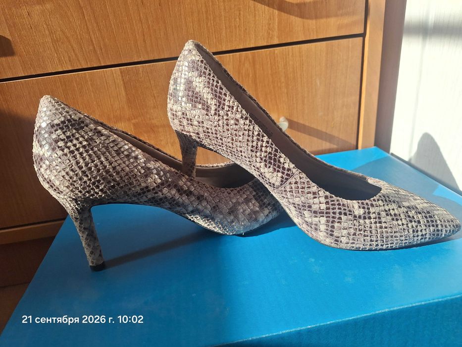 Buty Rockport Total Motion z nadrukiem skóry węża