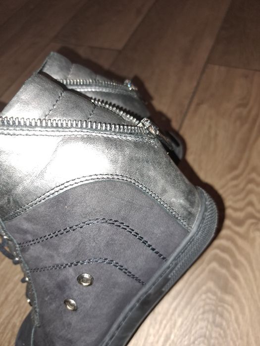 Buty na platformie "Carinii"