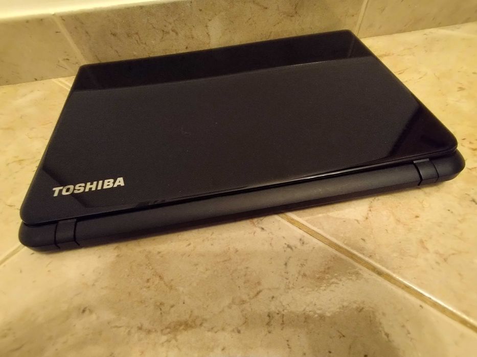 Toshiba Satellite L50 Laptop - Parts64751135980547122