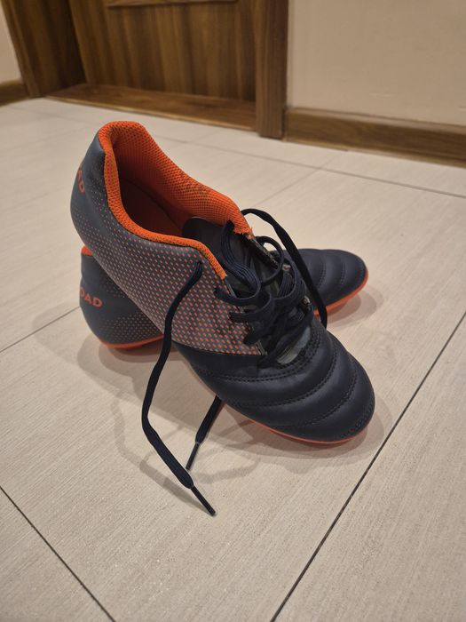 Korki  Kipsta rozmiar 37