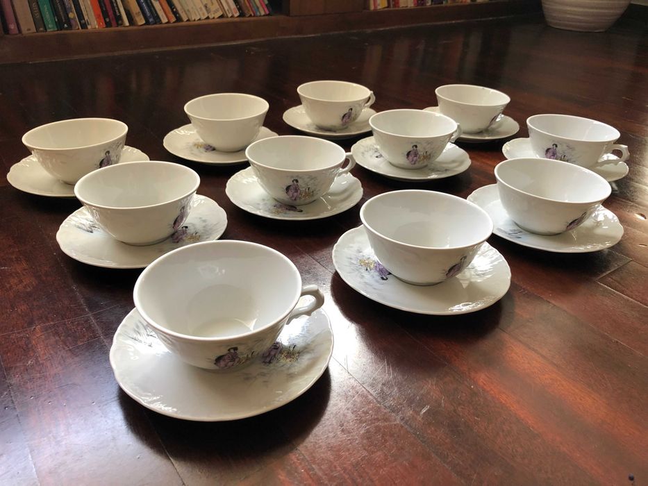 Serviço de chá porcelana Vista Alegre (anos 70) com motivos orientais