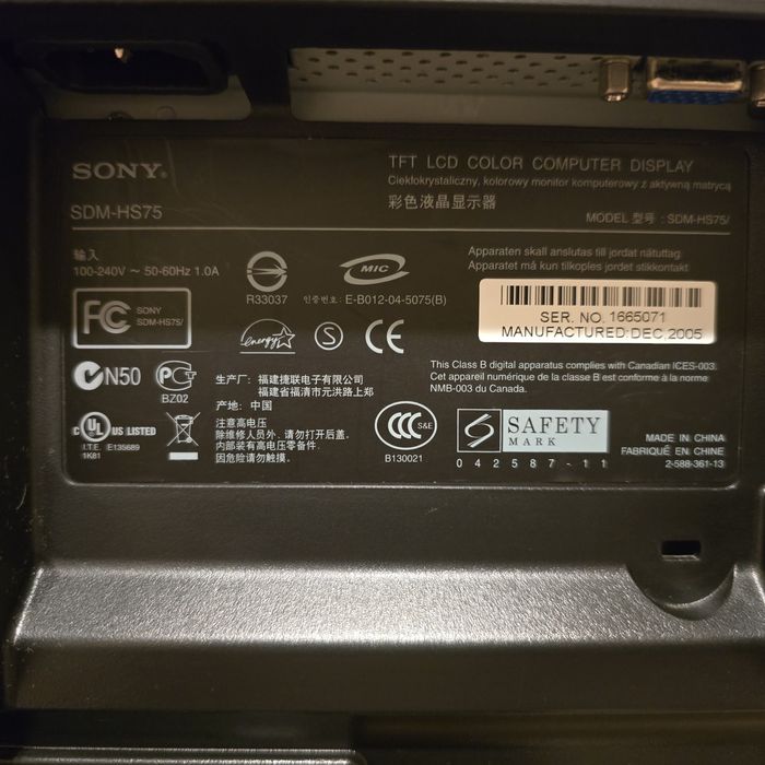 Monitor Sony sdm-hs75 wraz z okablowaniem