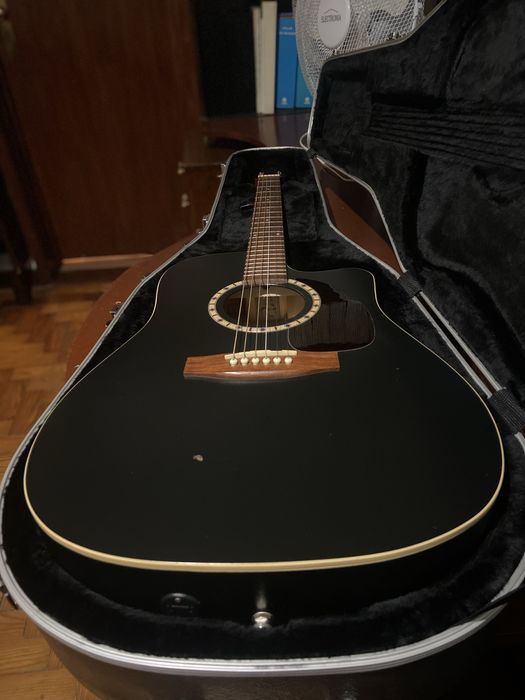 Godin / Art & Lutherie CW Cedar Black QI