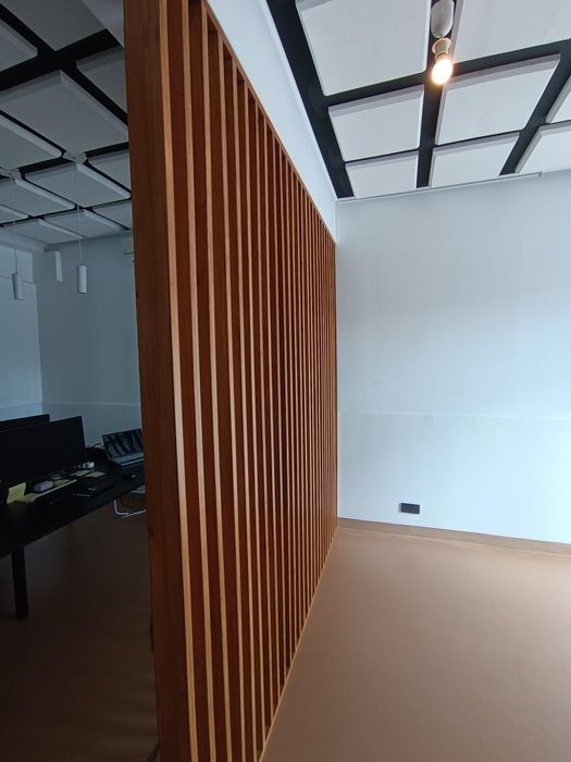 Transforme o Seu Espaço — Divisórias Ripadas Sob Medida