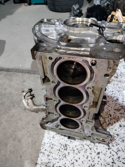 Goły Blok Silnika 2.0b V16 n20b20a BMW