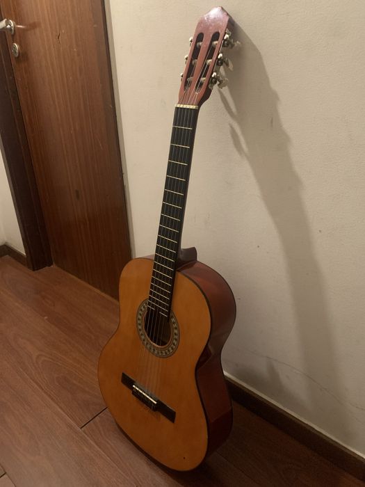Guitarra classica425769291776020483