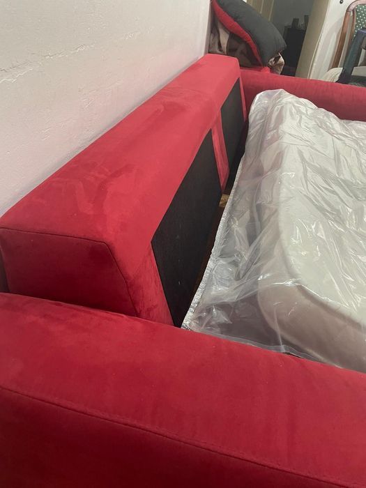 Sofá cama com pouco uso