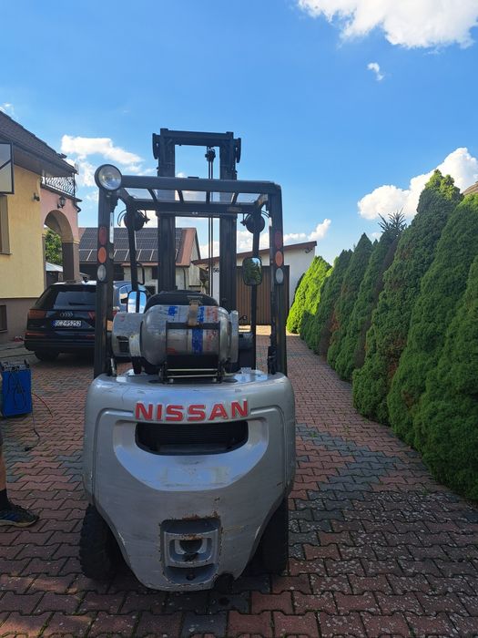 Wózek widłowy Nissan FORKLIFT