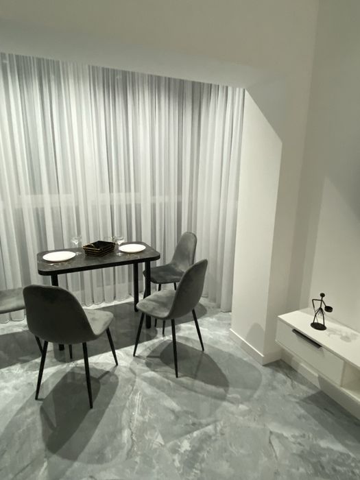 Сучасна квартира ЖК Квітковий погодинно.подобово.перша здача