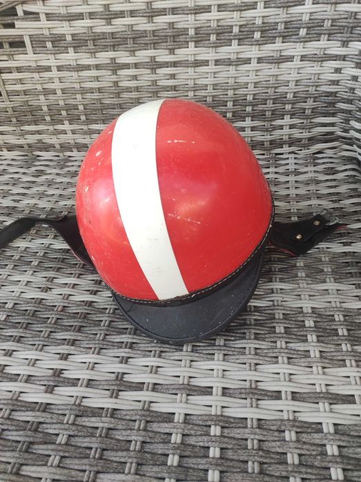 Capacete antigo ..