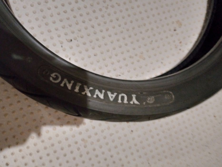 Колесо до мотоцикла