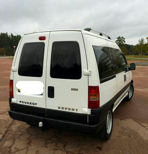 Новое стекло заднее Peugeot Expert Пежо Експерт