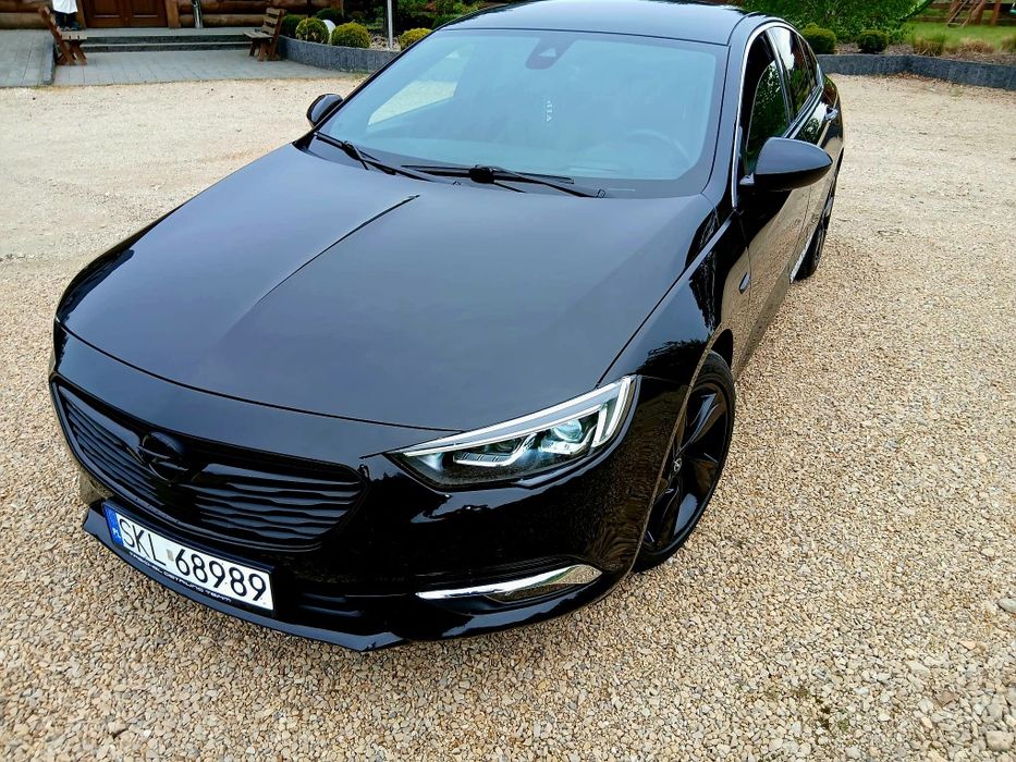 Insignia B Benzyna Turbo 260PS 4x4 automat  wersja Exclusive.Full led