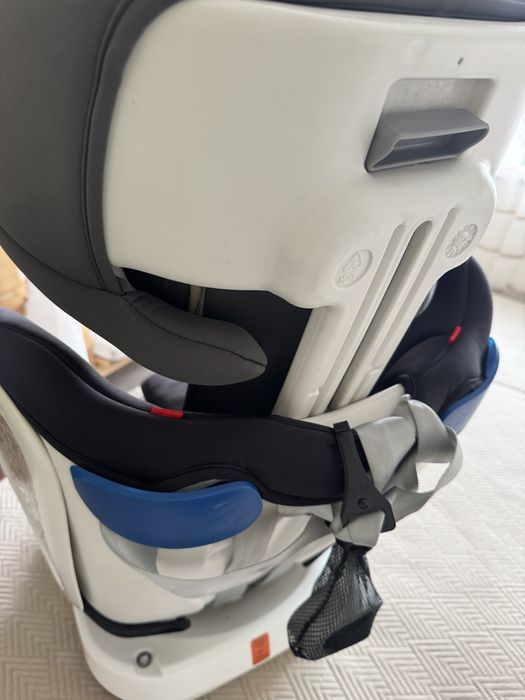 Vendo cadeira auto com sistema isofix
