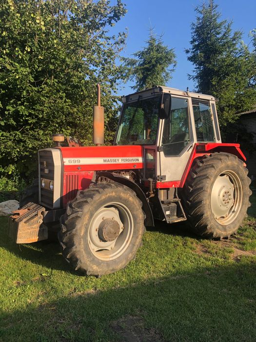 Massey Ferguson 699