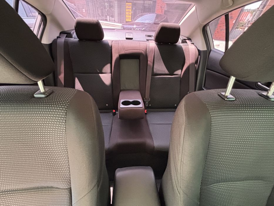 Продам автомобиль Mazda 3