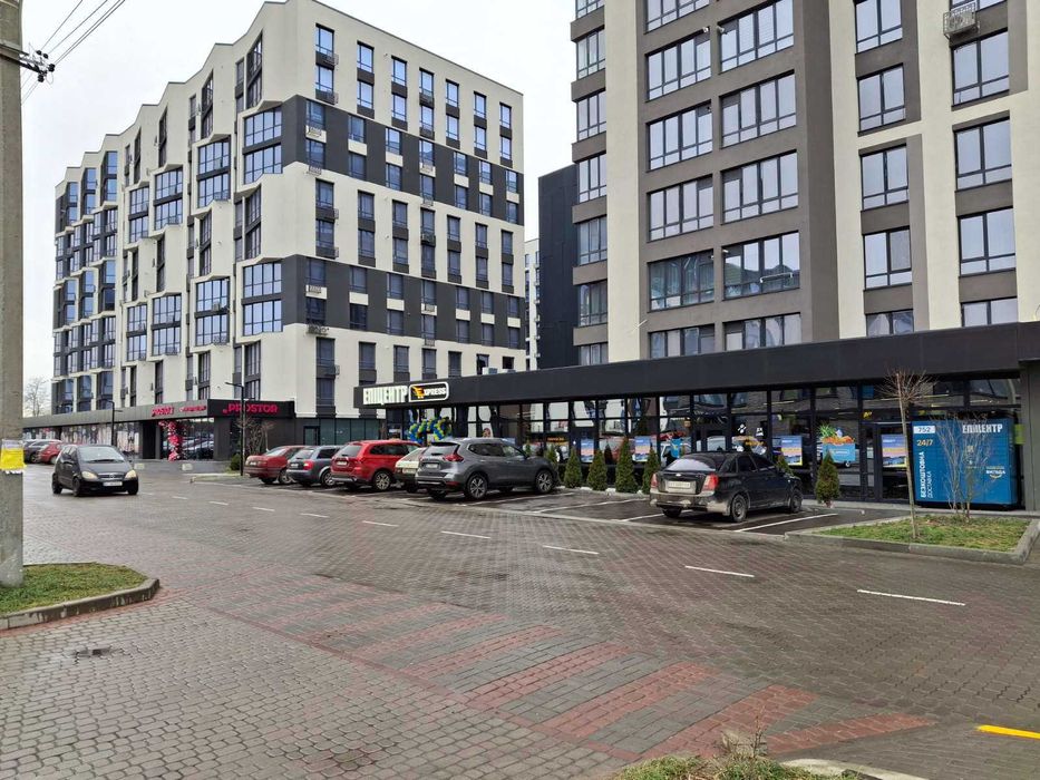 Здаються в оренду комерційні прим. в житловому масиві Ів. Франківська.