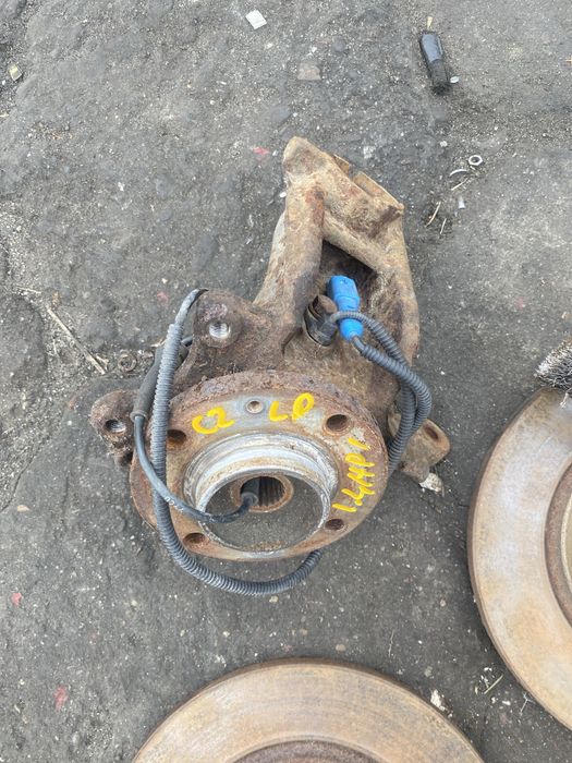 Zwrotnica lewy przod Citroen c2, 1.4 hdi