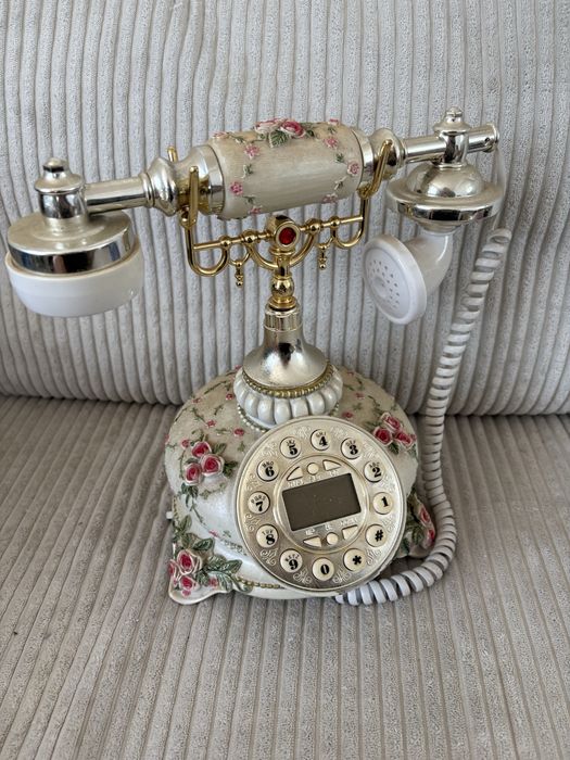 telefon stacjonarny w stylu vintage