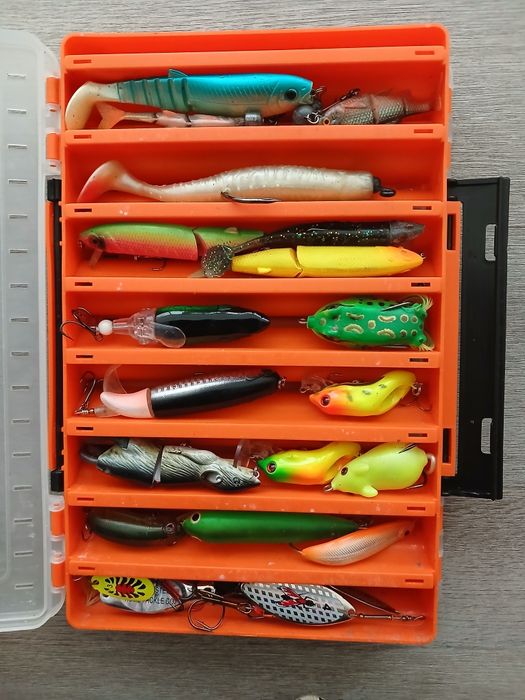 Набір воблерів  на хижу рибу