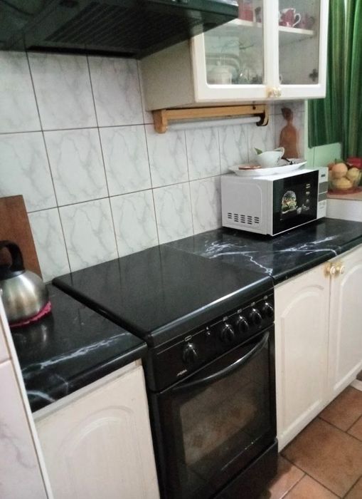 Сдам комнату длительно.  Центр города.