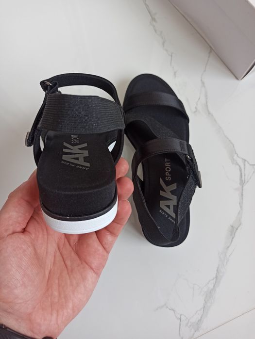 Босоніжки Anne Klein 37.5