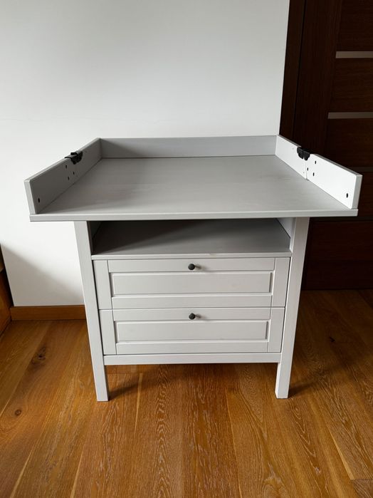 IKEA SUNDVIK – komoda z przewijakiem (szara)