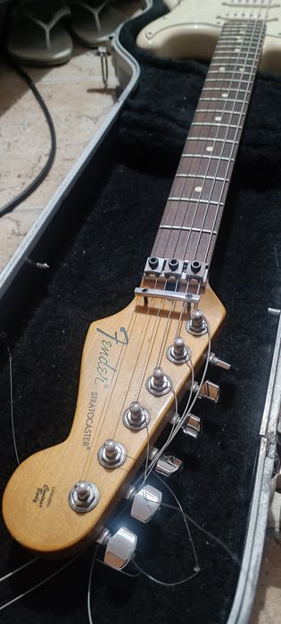 Fender com Floyd rose 2